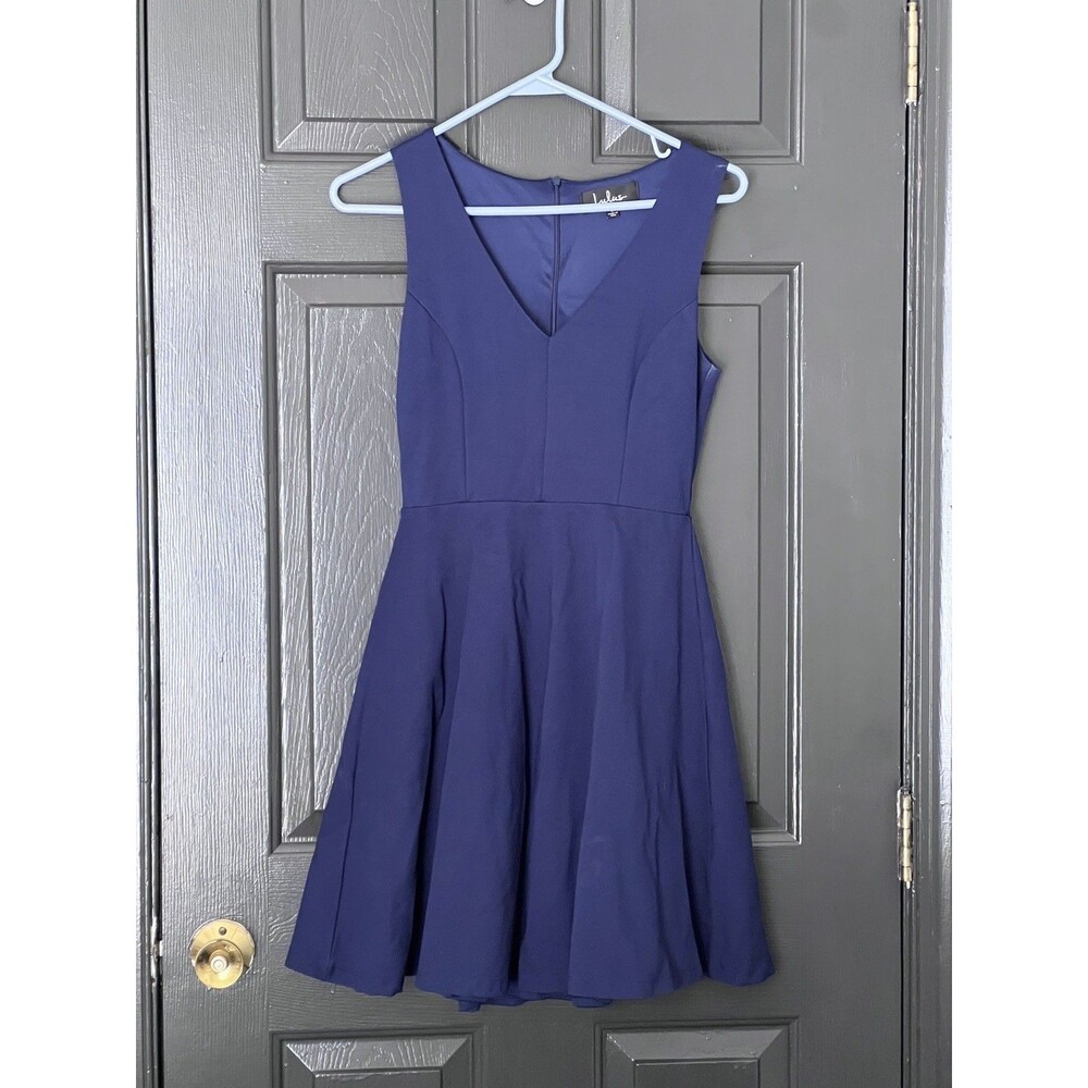 Lulu’s navy Blue V-Neck Dress fit and flair Size S